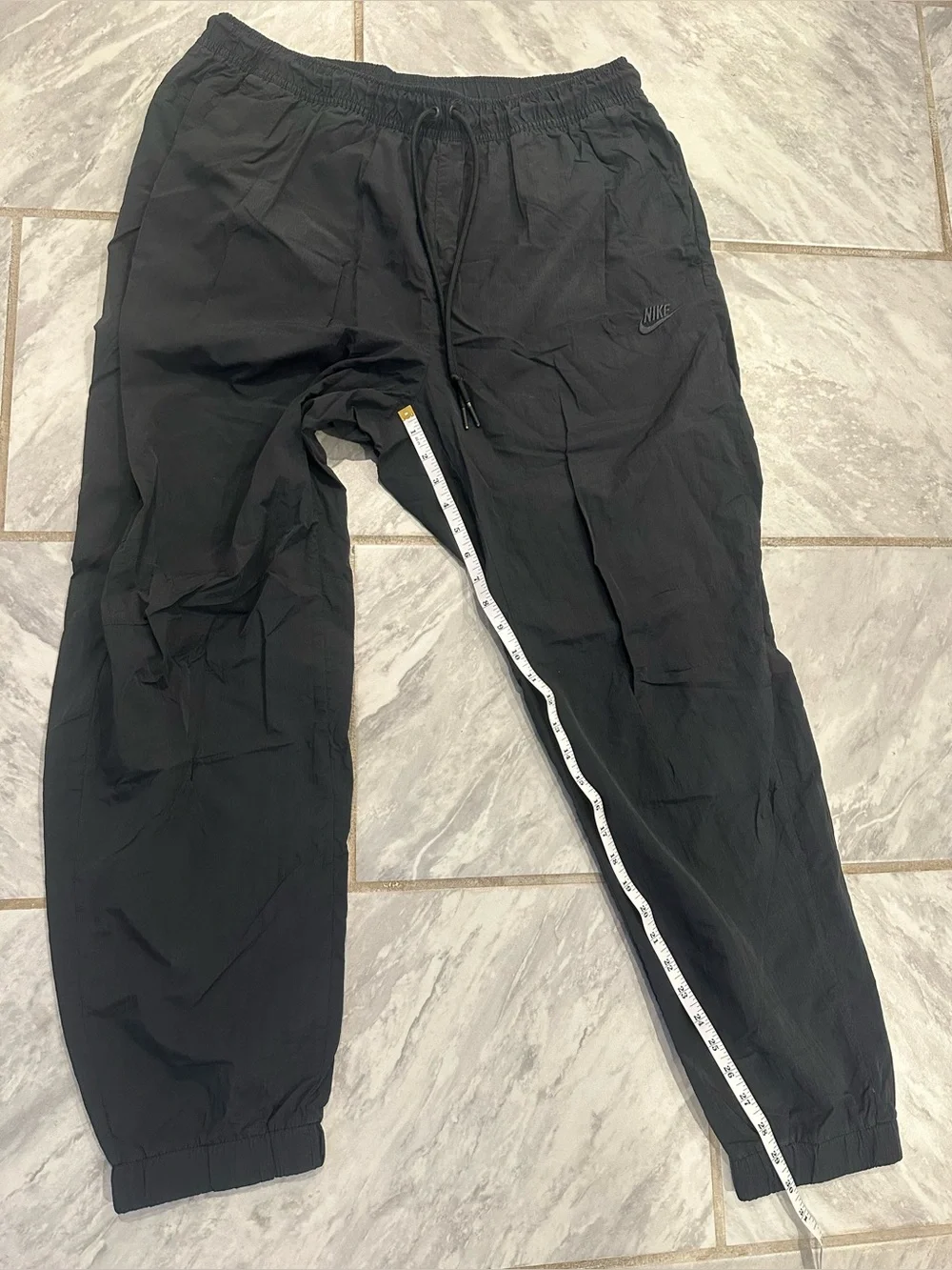 Nike Men’s Black Windbreaker Joggers Size XL FZ0758-01 With Stain